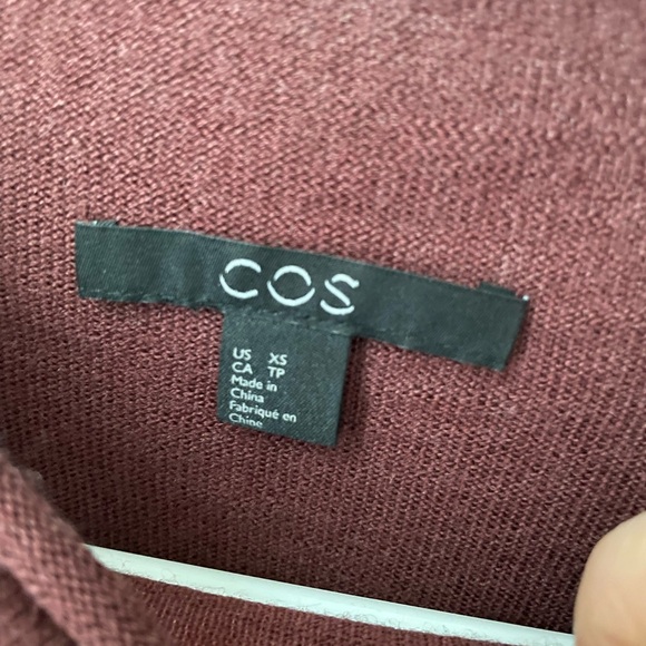 COS MERINO WOOL MIDI DRESS. - Picture 3 of 7